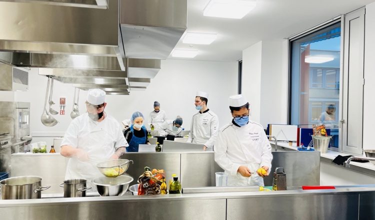 Cook training at ENAD – new uniforms